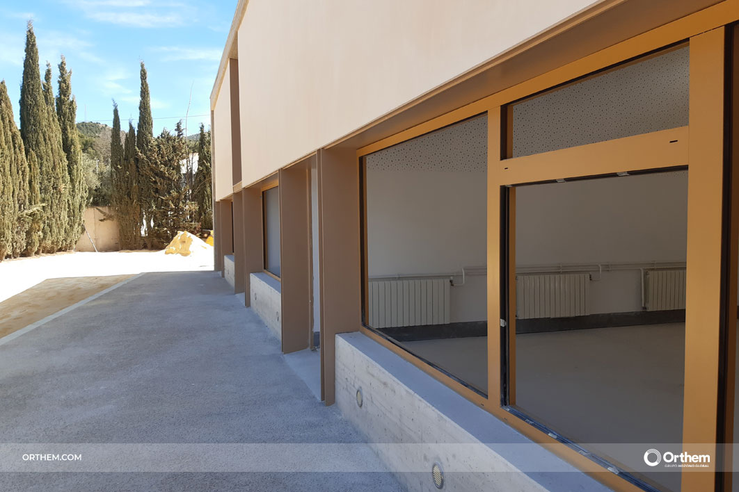 Orthem construye en Alicante un CEIP con sistemas pasivos de aislamiento térmico y de ahorro de energía