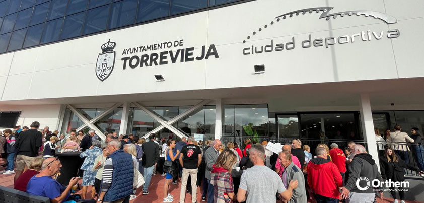 Torrevieja inaugura el nuevo pabellón polideportivo de La Mata