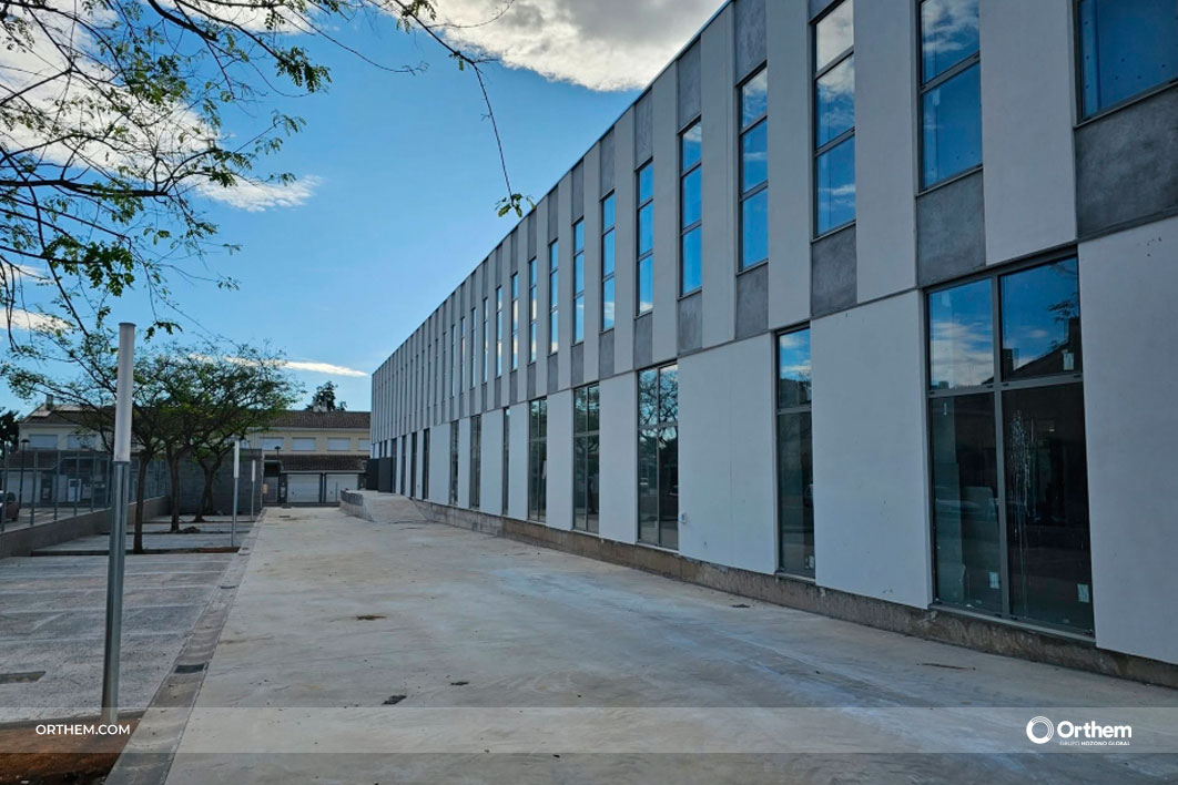 Los alumnos de Loriguilla ya disfrutan del nuevo centro escolar W. A. Mozart Los alumnos de Loriguilla ya disfrutan del nuevo centro escolar W. A. Mozart