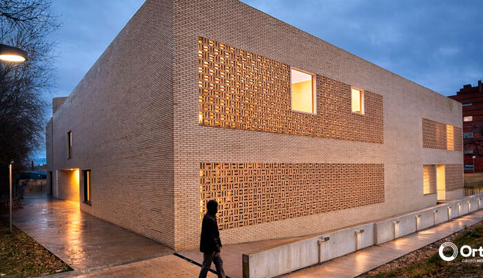 Orthem finaliza las obras de la Escuela de Música y Danza de Latina, en Madrid